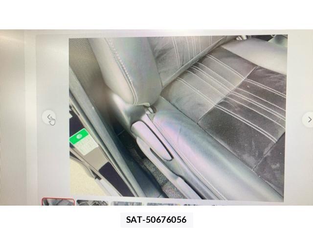 Toyota ESQUIRE 2020-04 8099038-24