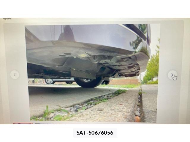 Toyota ESQUIRE 2020-04 8099038-5