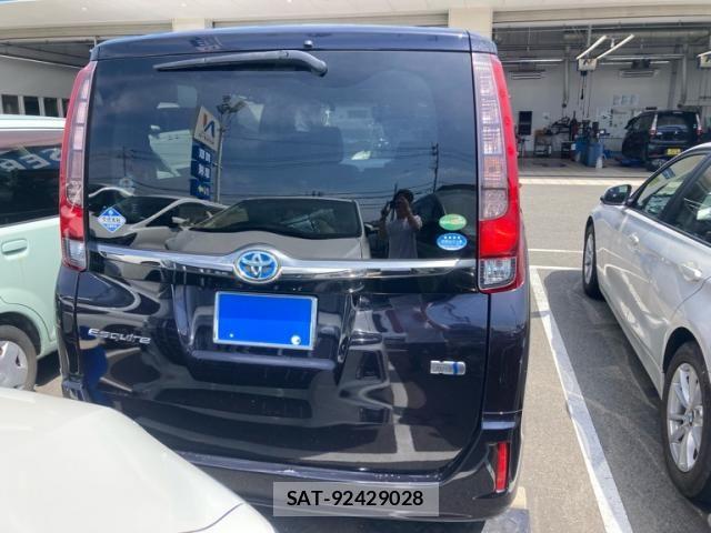 Toyota ESQUIRE 2016-09 8099041-9