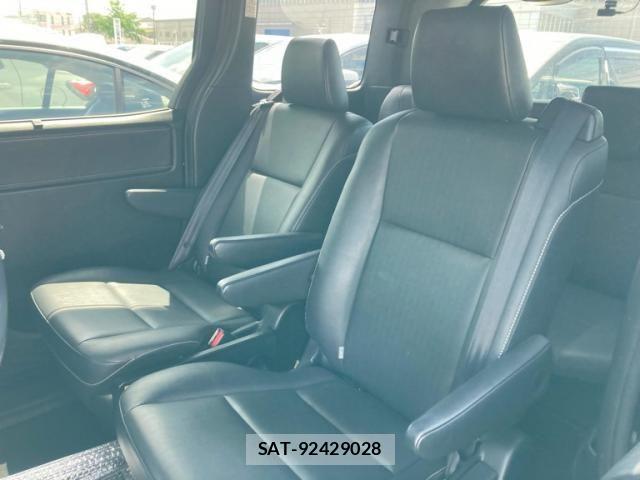 Toyota ESQUIRE 2016-09 8099041-10