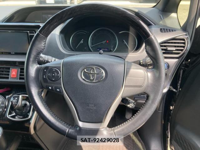 Toyota ESQUIRE 2016-09 8099041-12