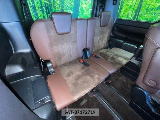 Toyota ESQUIRE 2018-03 8099037-9