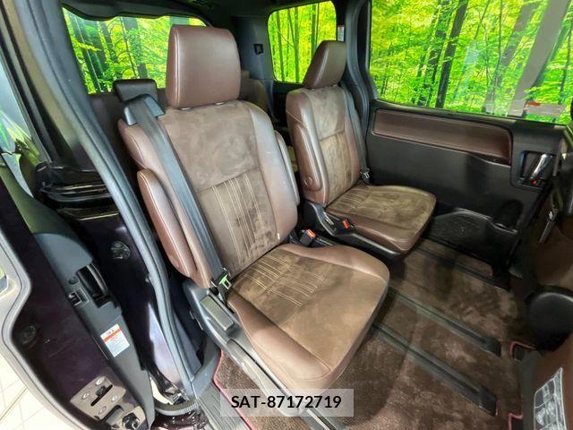 Toyota ESQUIRE 2018-03 8099037-8