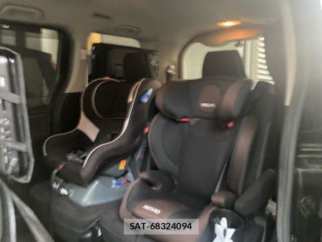 Toyota ESQUIRE 2015-09 8099043-9