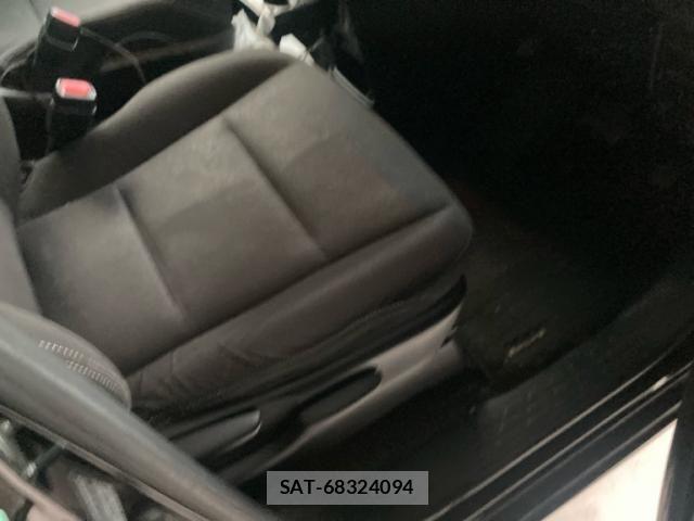 Toyota ESQUIRE 2015-09 8099043-5