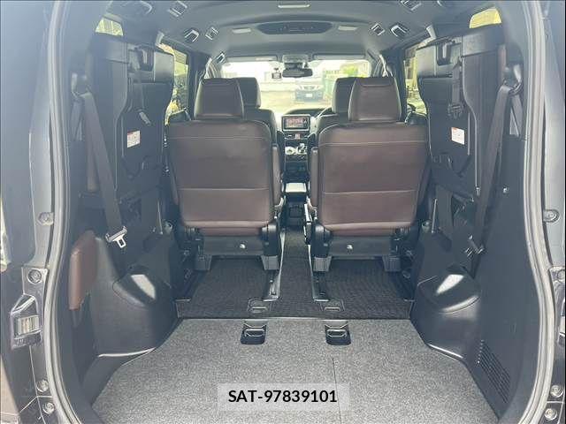 Toyota ESQUIRE 2018-02 8099036-18