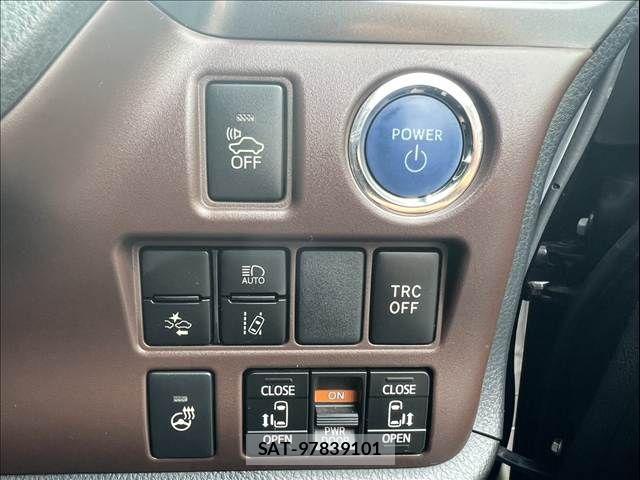 Toyota ESQUIRE 2018-02 8099036-28