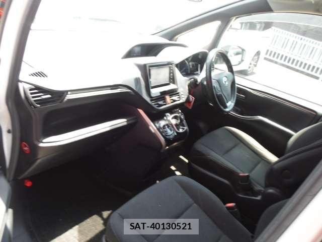 Toyota ESQUIRE 2014-12 8099040-13