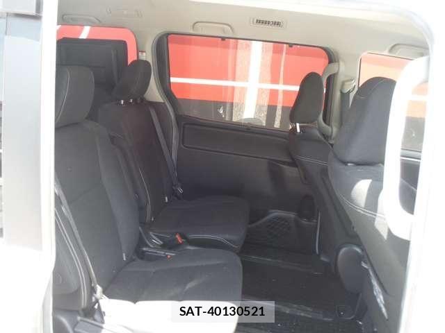 Toyota ESQUIRE 2014-12 8099040-16