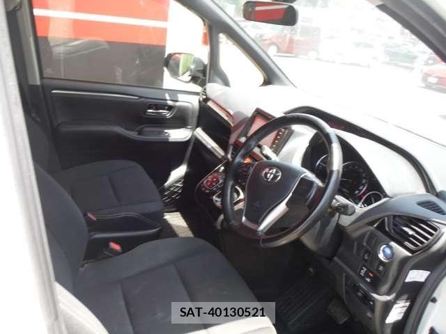 Toyota ESQUIRE 2014-12 8099040-18