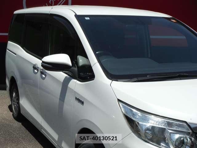 Toyota ESQUIRE 2014-12 8099040-2