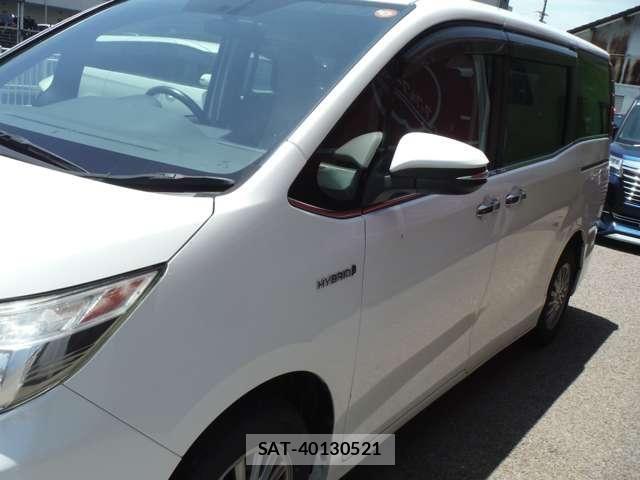 Toyota ESQUIRE 2014-12 8099040-6