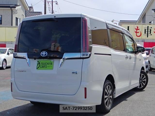 Toyota ESQUIRE 2018-11 8099034-1