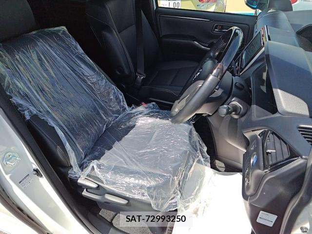 Toyota ESQUIRE 2018-11 8099034-20