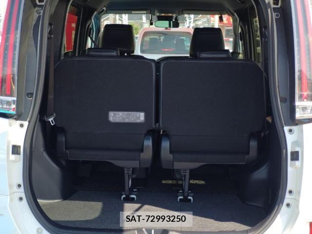 Toyota ESQUIRE 2018-11 8099034-24