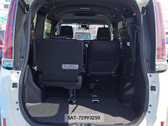 Toyota ESQUIRE 2018-11 8099034-25
