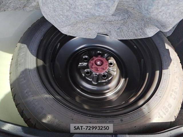 Toyota ESQUIRE 2018-11 8099034-29