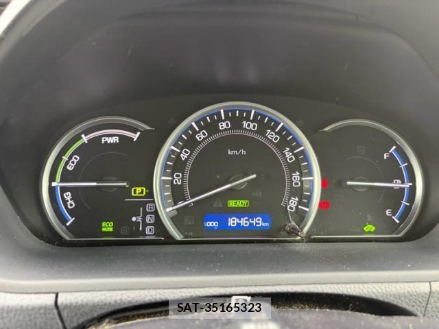 Toyota ESQUIRE 2017-06 8099042-19