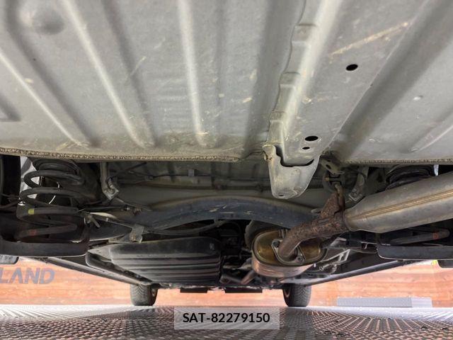 Toyota ESQUIRE 2017-12 8099035-19