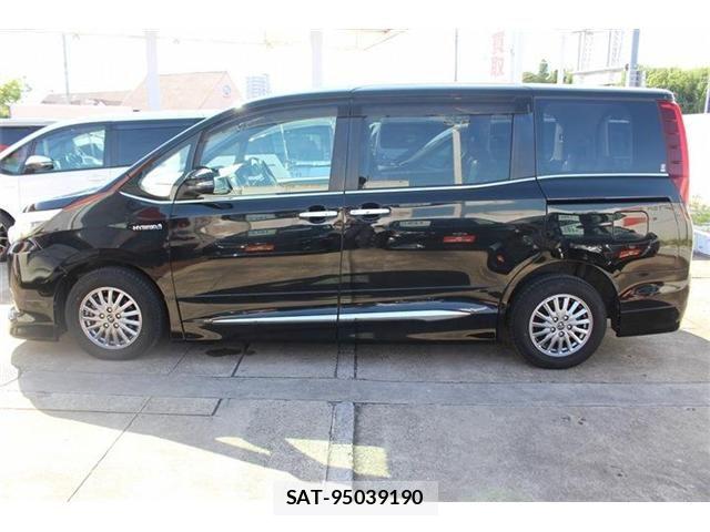 Toyota ESQUIRE 2015-11 8099039-9