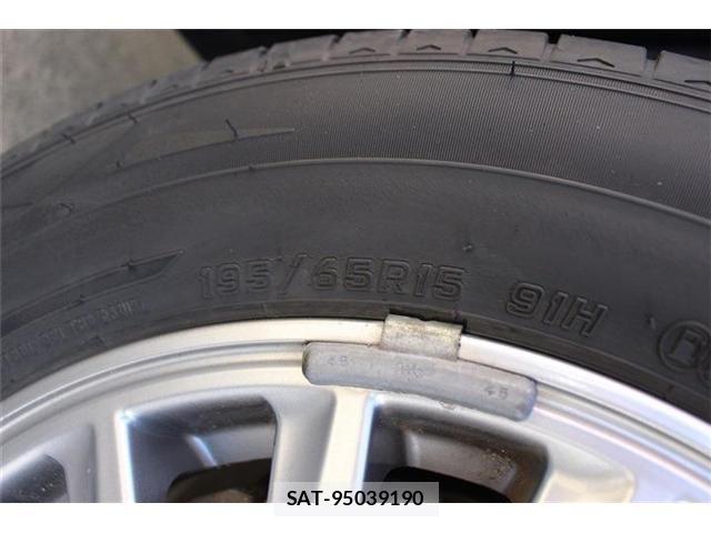 Toyota ESQUIRE 2015-11 8099039-28