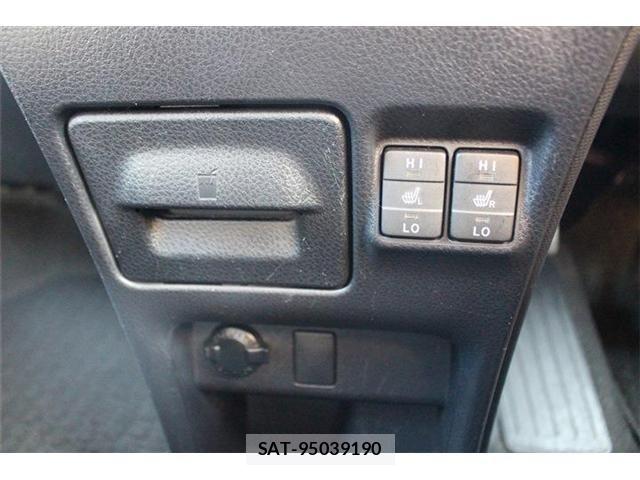 Toyota ESQUIRE 2015-11 8099039-5