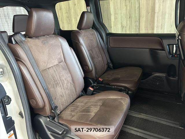 Toyota ESQUIRE 2018-06 8129951-12