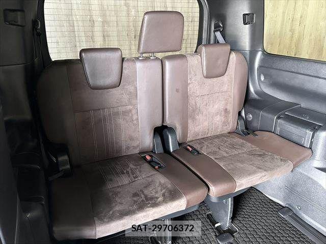 Toyota ESQUIRE 2018-06 8129951-13