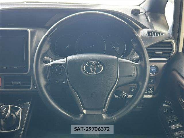 Toyota ESQUIRE 2018-06 8129951-15