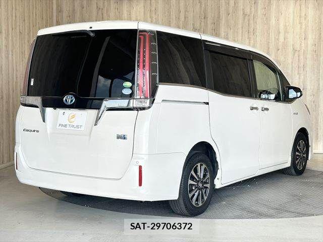 Toyota ESQUIRE 2018-06 8129951-23