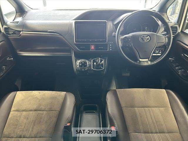 Toyota ESQUIRE 2018-06 8129951-2
