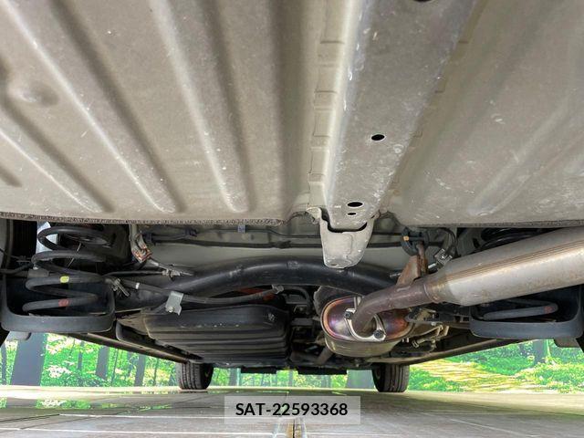 Toyota ESQUIRE 2019-02 8145763-19