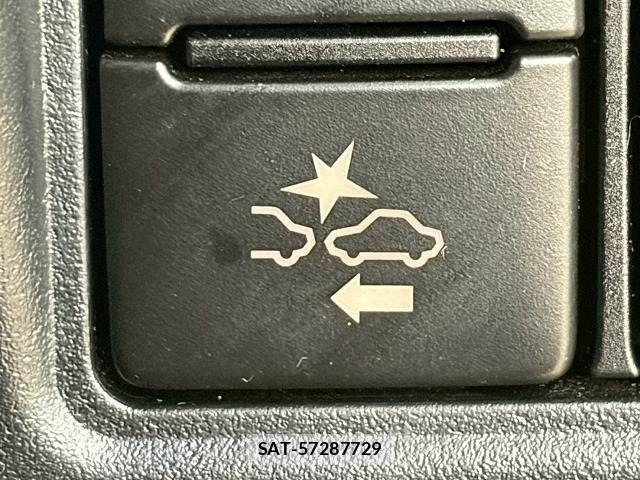 Toyota ESQUIRE 2020-09 8145766-8