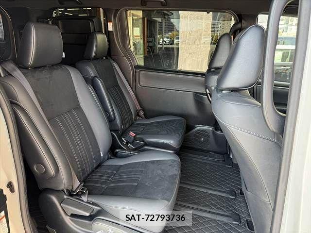 Toyota ESQUIRE 2020-03 8145767-18