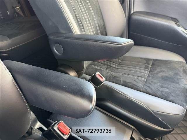 Toyota ESQUIRE 2020-03 8145767-26