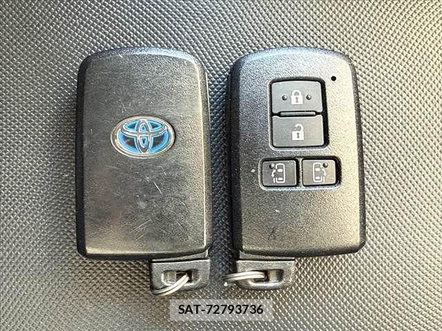 Toyota ESQUIRE 2020-03 8145767-29