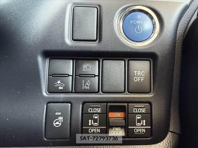 Toyota ESQUIRE 2020-03 8145767-6