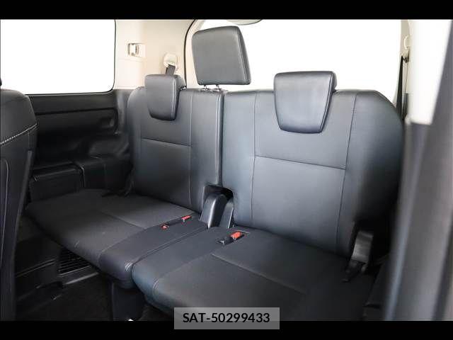 Toyota ESQUIRE 2015-08 8158386-18