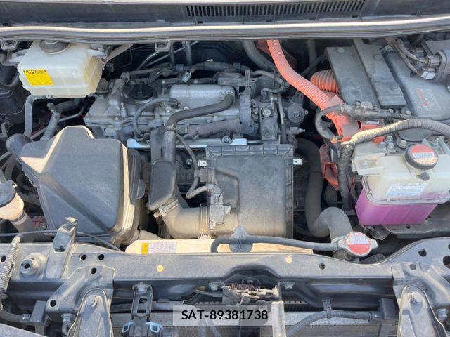 Toyota ESQUIRE 2016-12 8207434-18