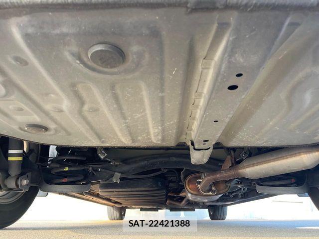 Toyota ESQUIRE 2019-08 8207429-18