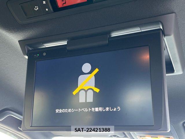 Toyota ESQUIRE 2019-08 8207429-4