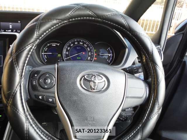 Toyota ESQUIRE 2017-09 8207431-26