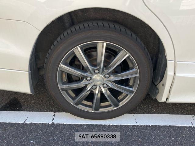 Toyota ESQUIRE 2015-03 8207436-10
