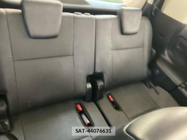 Toyota ESQUIRE 2015-06 8229854-9