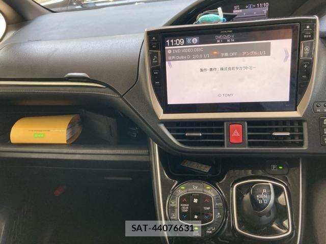 Toyota ESQUIRE 2015-06 8229854-16