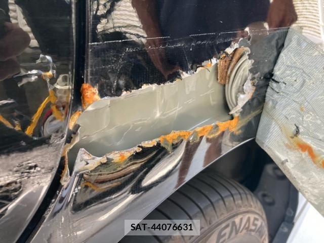 Toyota ESQUIRE 2015-06 8229854-22