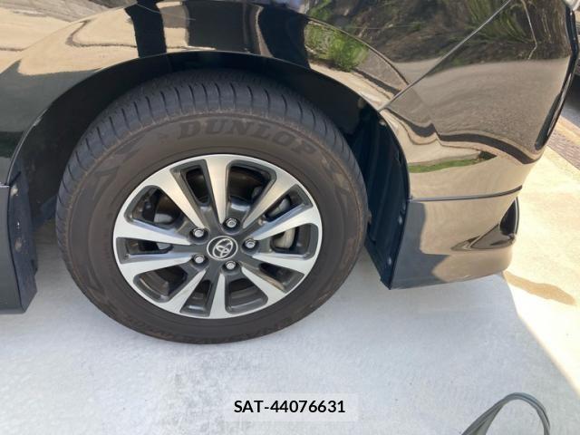 Toyota ESQUIRE 2015-06 8229854-6