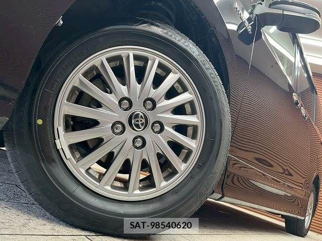 Toyota ESQUIRE 2015-09 8245157-17