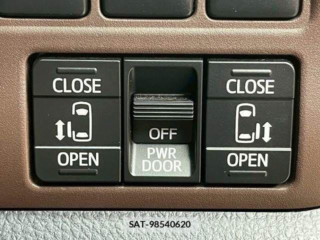 Toyota ESQUIRE 2015-09 8245157-5