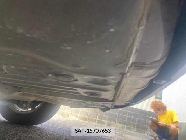 Toyota ESQUIRE 2020-02 8245155-9